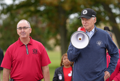 UAW-strike-Ford-GM-Stellantis-Biden-Trump