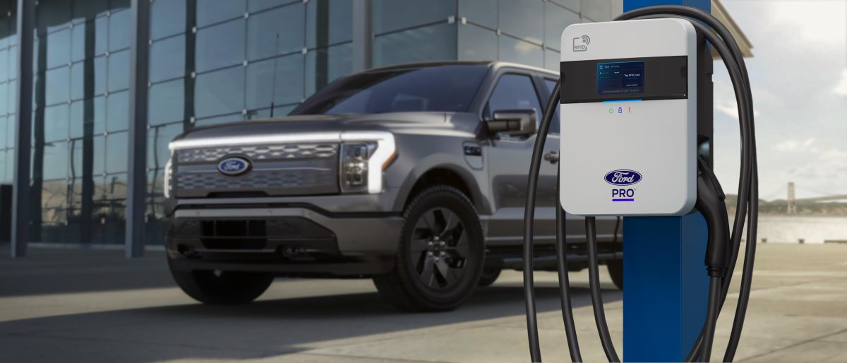 Ford-Pro-Xcel-EV-chargers-business-fleets