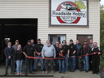 large-group-at-ribbon-cutting